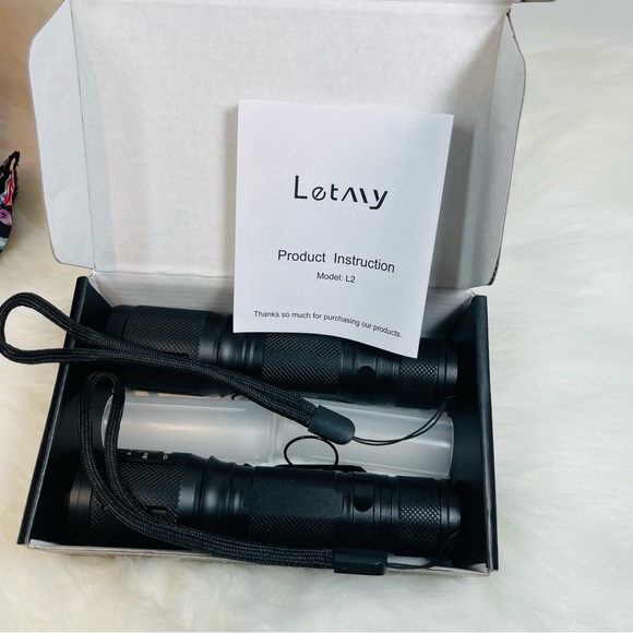 2Pcs Ultra Bright High Lumens LED Flashlights - Zoomable LED Tactical Flashlight - Picture 9 of 10